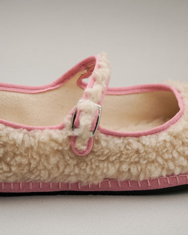 Sapatilha Fluffy Petal