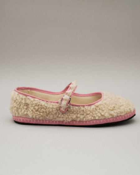 Sapatilha Fluffy Petal